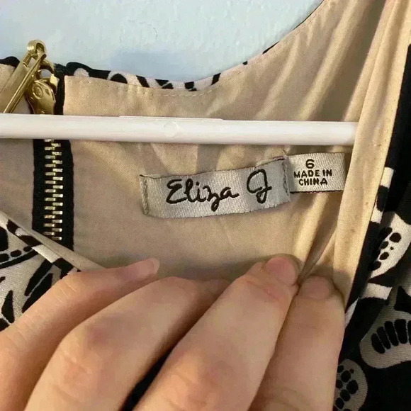 NWT Eliza J Colorblock Floral Shift Dress Mini Stretch 3/4 Sleeve Size 6 - Picture 2 of 9